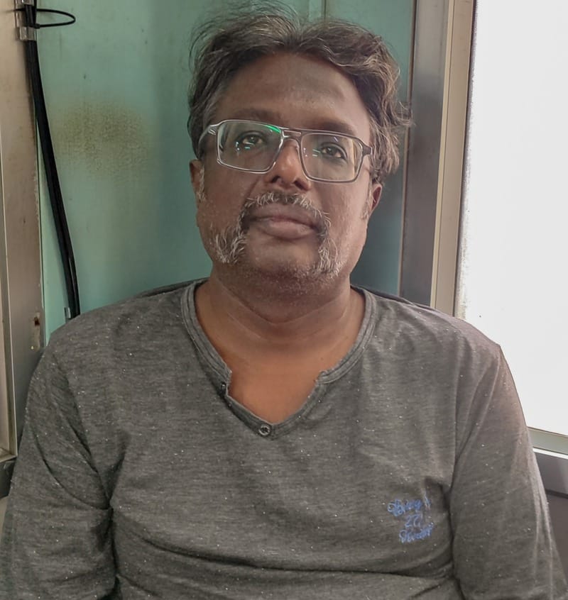Dr. Navin, Principal Dentist at Sharan Dental Clinic HSR Layout